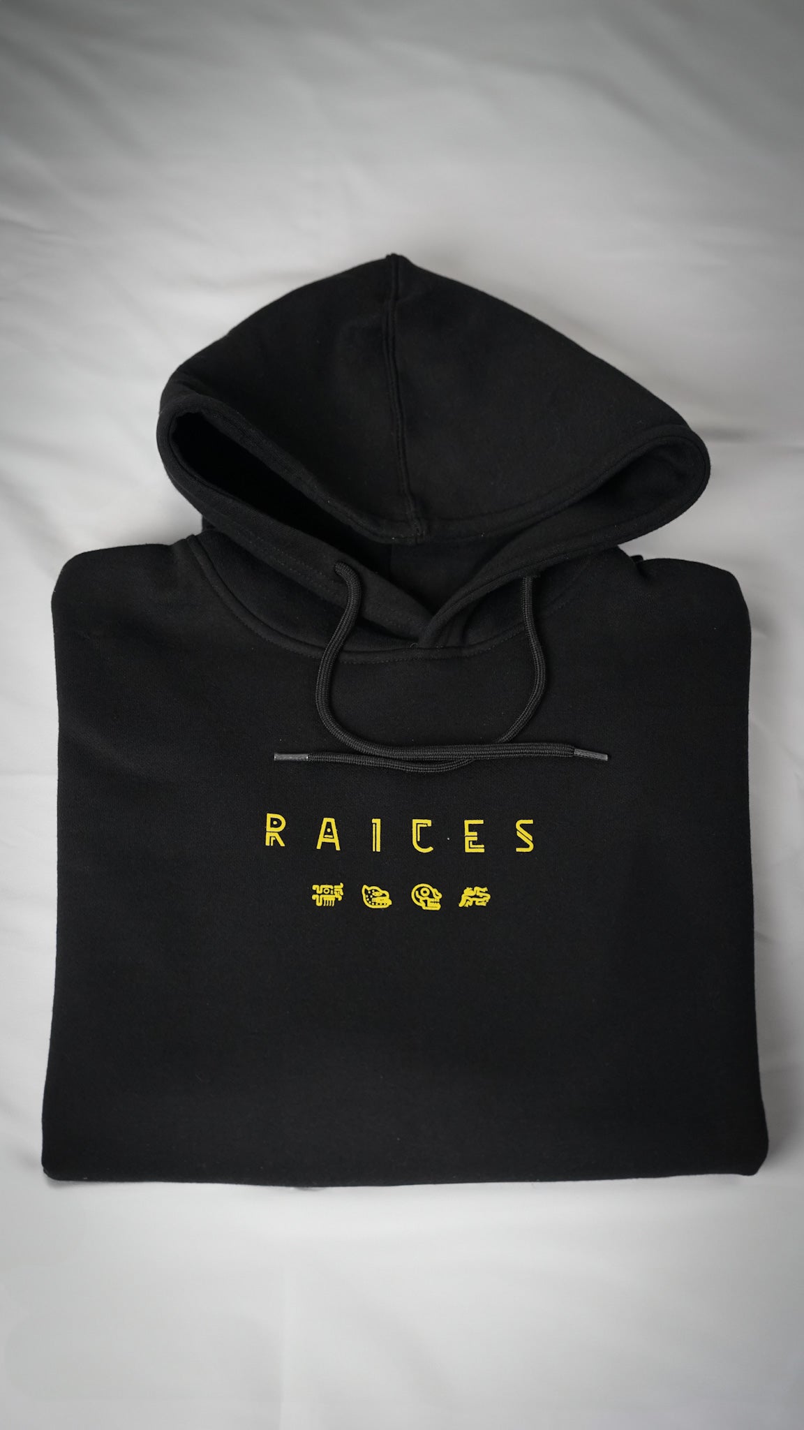 RAICES “BLACK” HOODIE